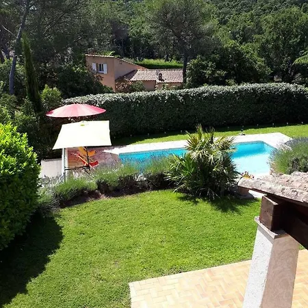 Lily Avec Piscine Privee